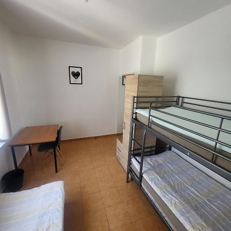 Rooms4Rest Popularna - Private Rooms For Tourists - Atr Consulting Sp, Z O,O, Warszawa Eksteriør bilde