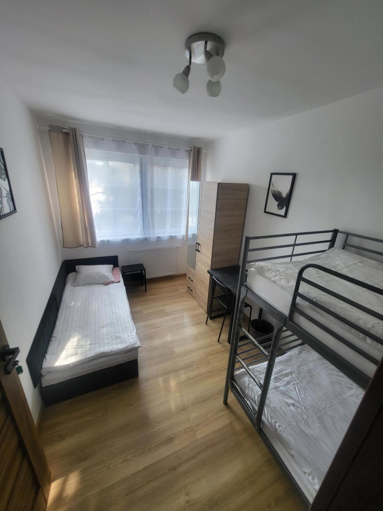 Rooms4Rest Popularna - Private Rooms For Tourists - Atr Consulting Sp, Z O,O, Warszawa Eksteriør bilde