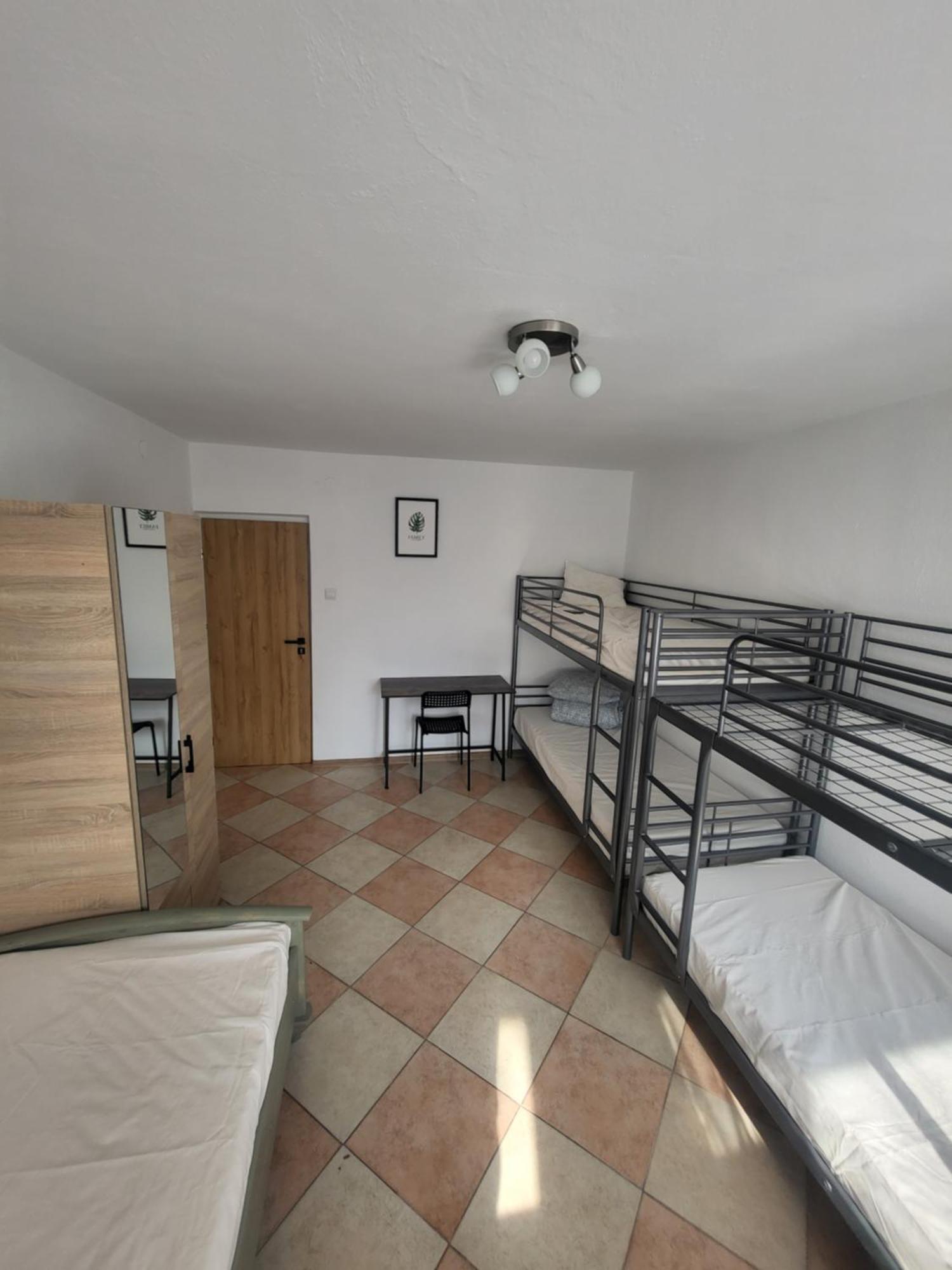 Rooms4Rest Popularna - Private Rooms For Tourists - Atr Consulting Sp, Z O,O, Warszawa Eksteriør bilde