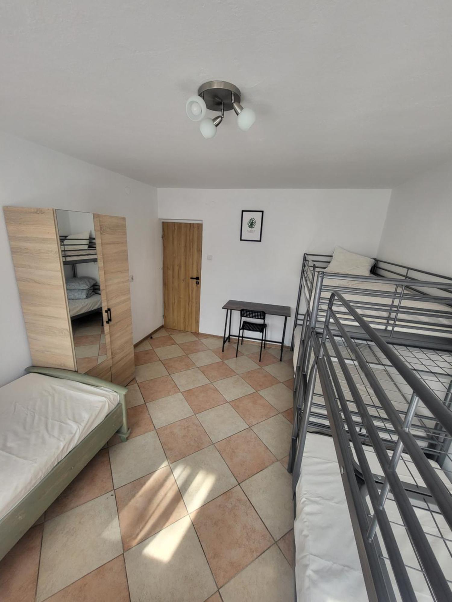 Rooms4Rest Popularna - Private Rooms For Tourists - Atr Consulting Sp, Z O,O, Warszawa Eksteriør bilde