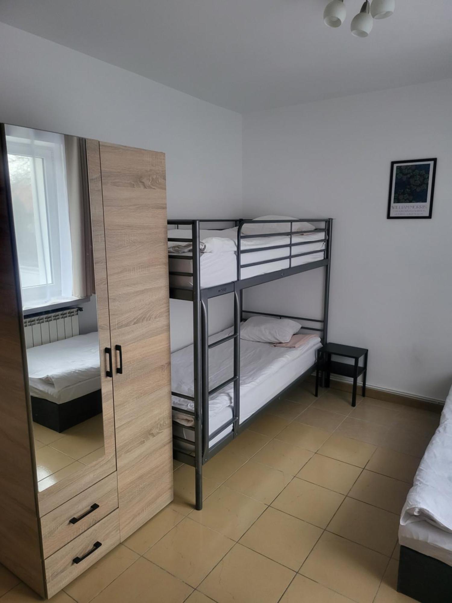 Rooms4Rest Popularna - Private Rooms For Tourists - Atr Consulting Sp, Z O,O, Warszawa Eksteriør bilde