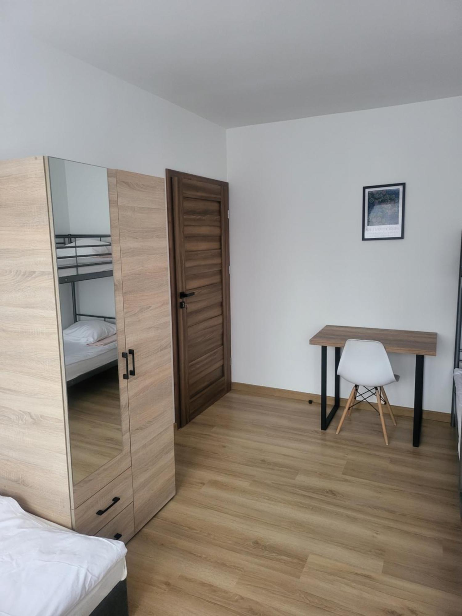 Rooms4Rest Popularna - Private Rooms For Tourists - Atr Consulting Sp, Z O,O, Warszawa Eksteriør bilde