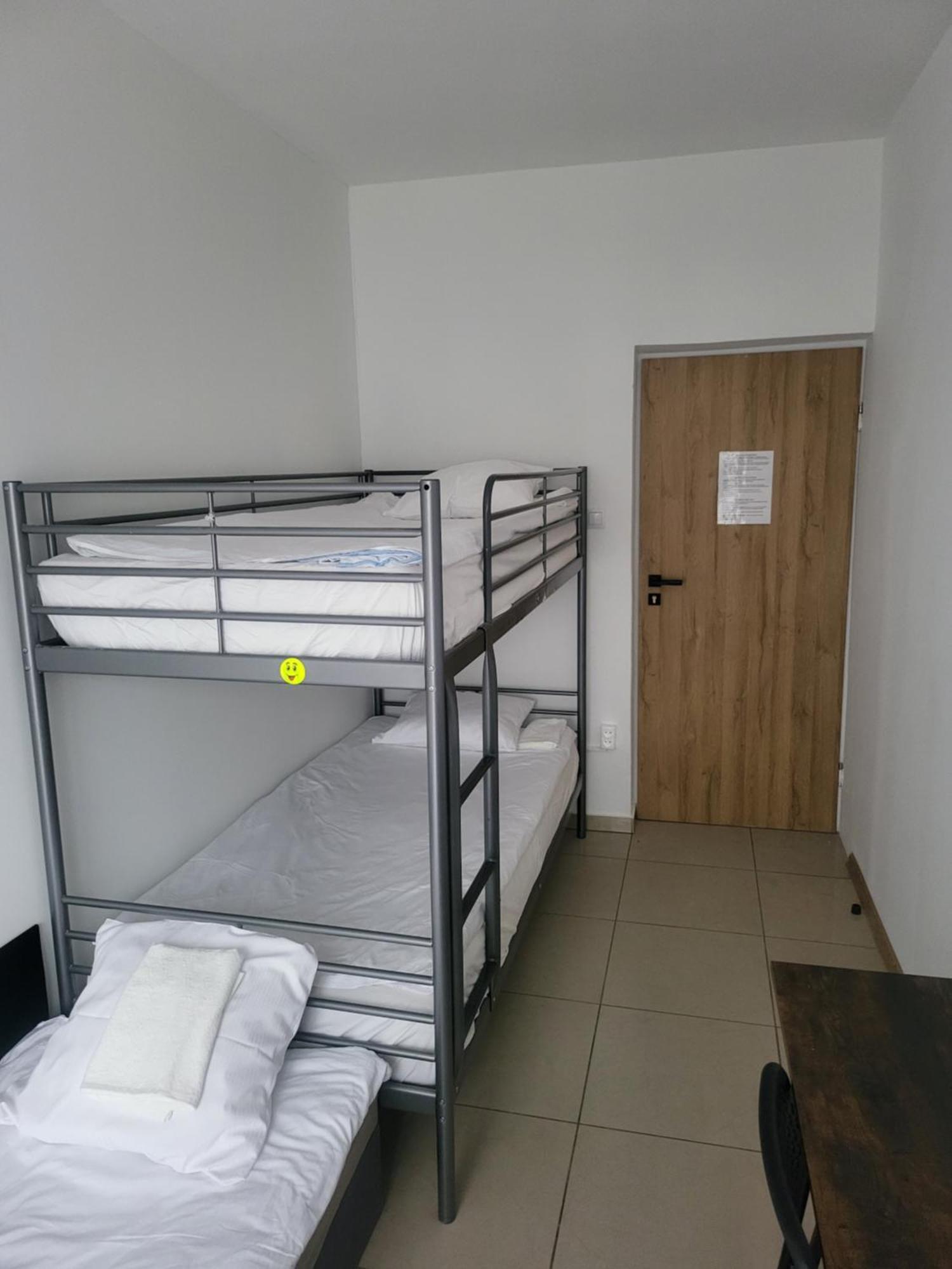 Rooms4Rest Popularna - Private Rooms For Tourists - Atr Consulting Sp, Z O,O, Warszawa Eksteriør bilde